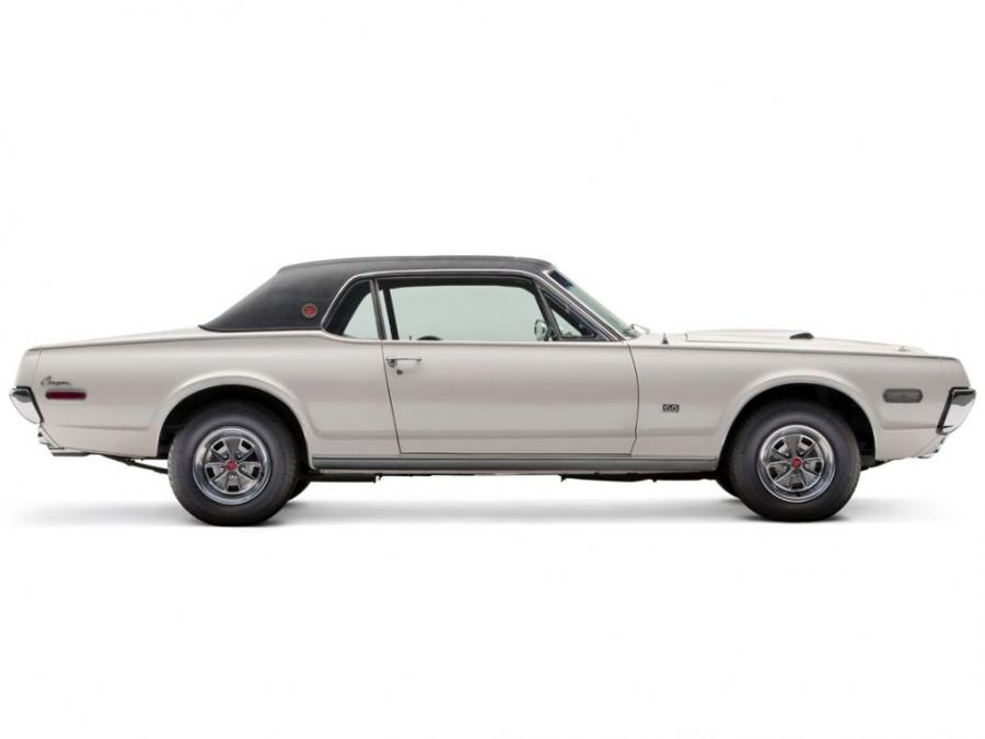  Mercury Cougar XR-7 G 1968 года  (фото 15 из 15)